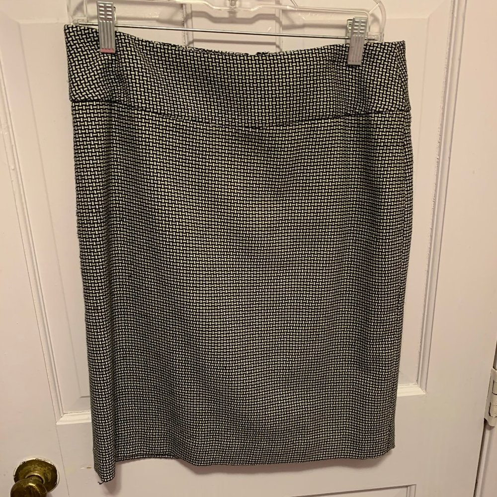 AK Anne Klein Stretch Knit Print Skirt-Blk/Wht-6